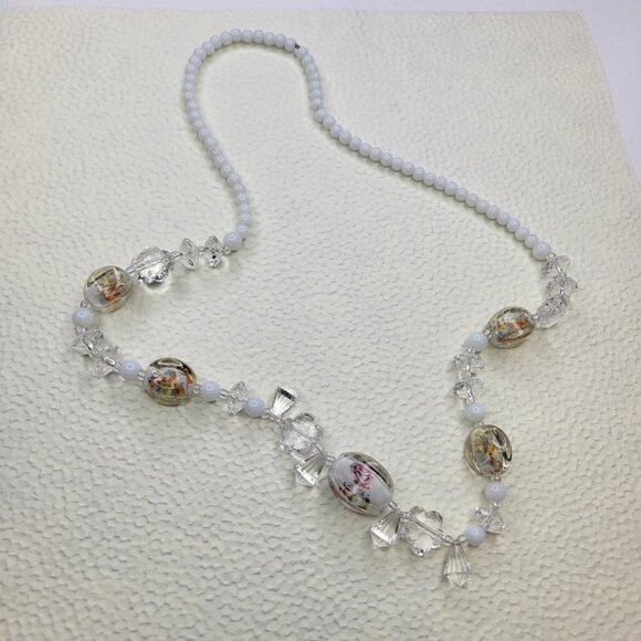 WHITE Round Graduated Bead Necklace Casual Boho Summer Fashion Trendy Necklace - Picture 3 of 5